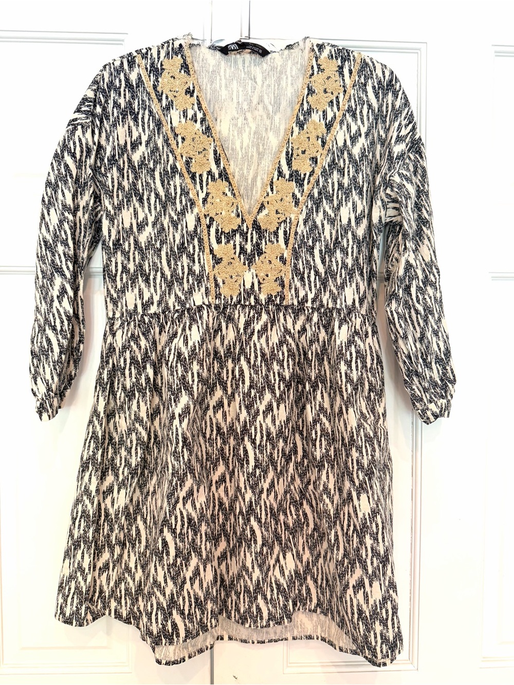 Zara V-neck Tunic Dress with Gold Embroidery - Black & Cream